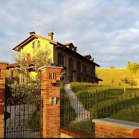 فيلا San Damiano dʼAstiفي Azienda Agricola Cascina Margherita المظهر الخارجي الصورة