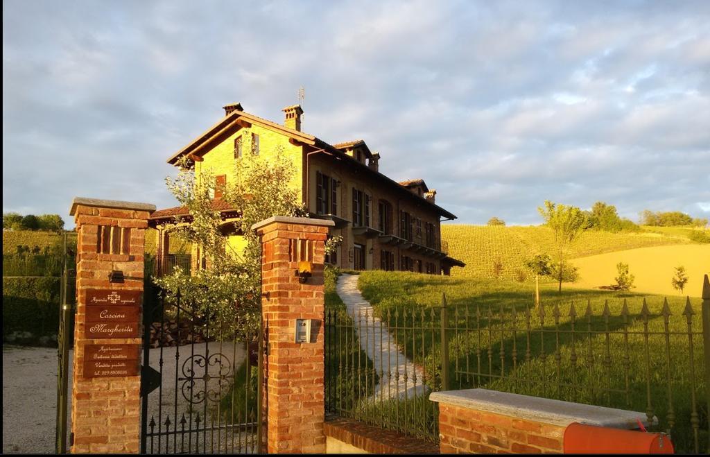 فيلا San Damiano dʼAstiفي Azienda Agricola Cascina Margherita المظهر الخارجي الصورة